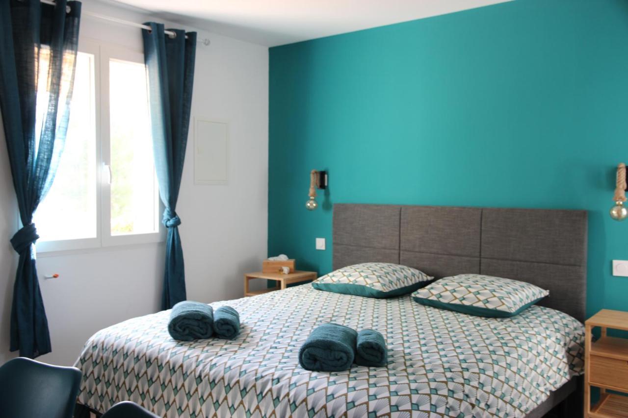 Maison D'Hote Villa Monique Cuges-les-Pins Extérieur photo